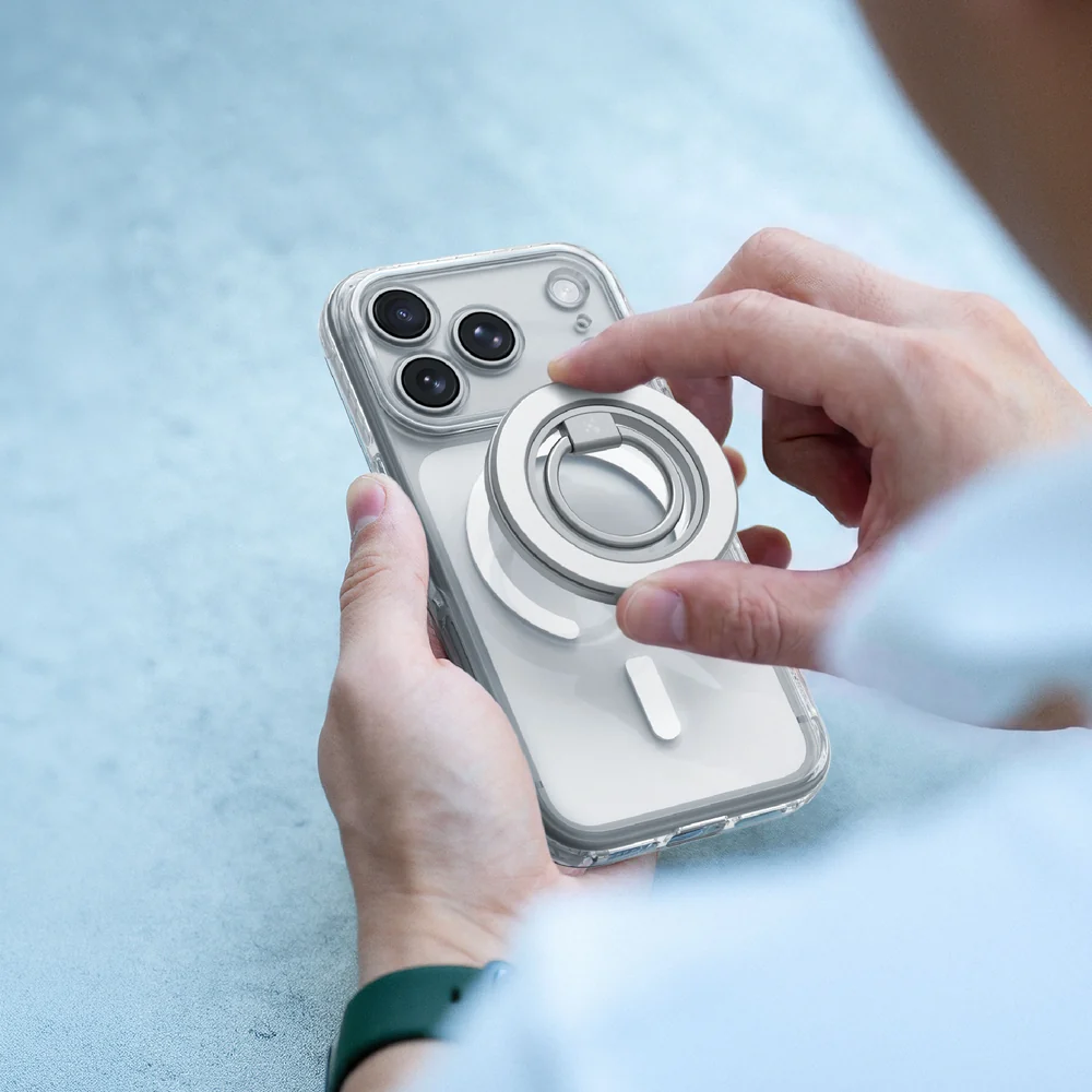 20% STRONGER MAGSAFE ALIGNMENT